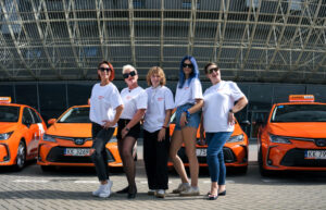 kobiety w Agmer Taxi